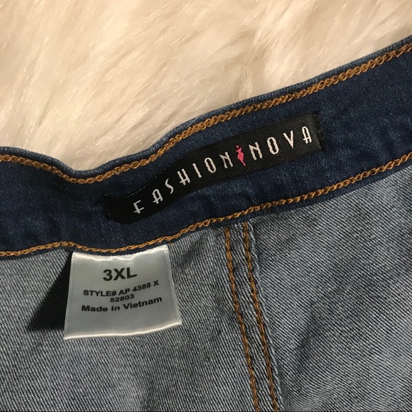 Fashion Nova Bonny Lace Up Jeans A23 - Picture 4 of 7